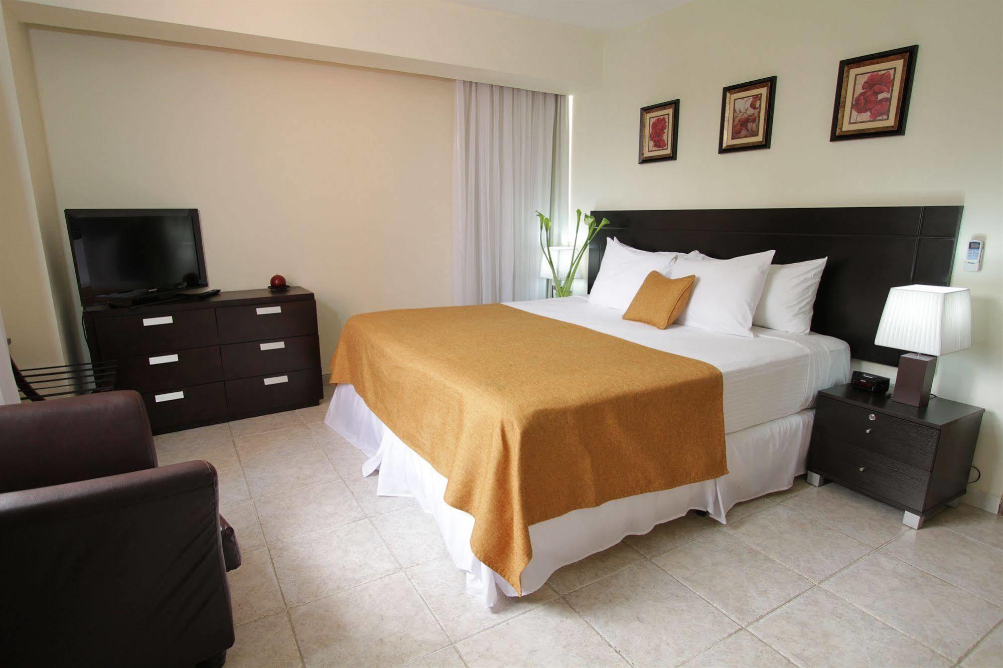 Az Hotel And Suites Panamá Exteriér fotografie