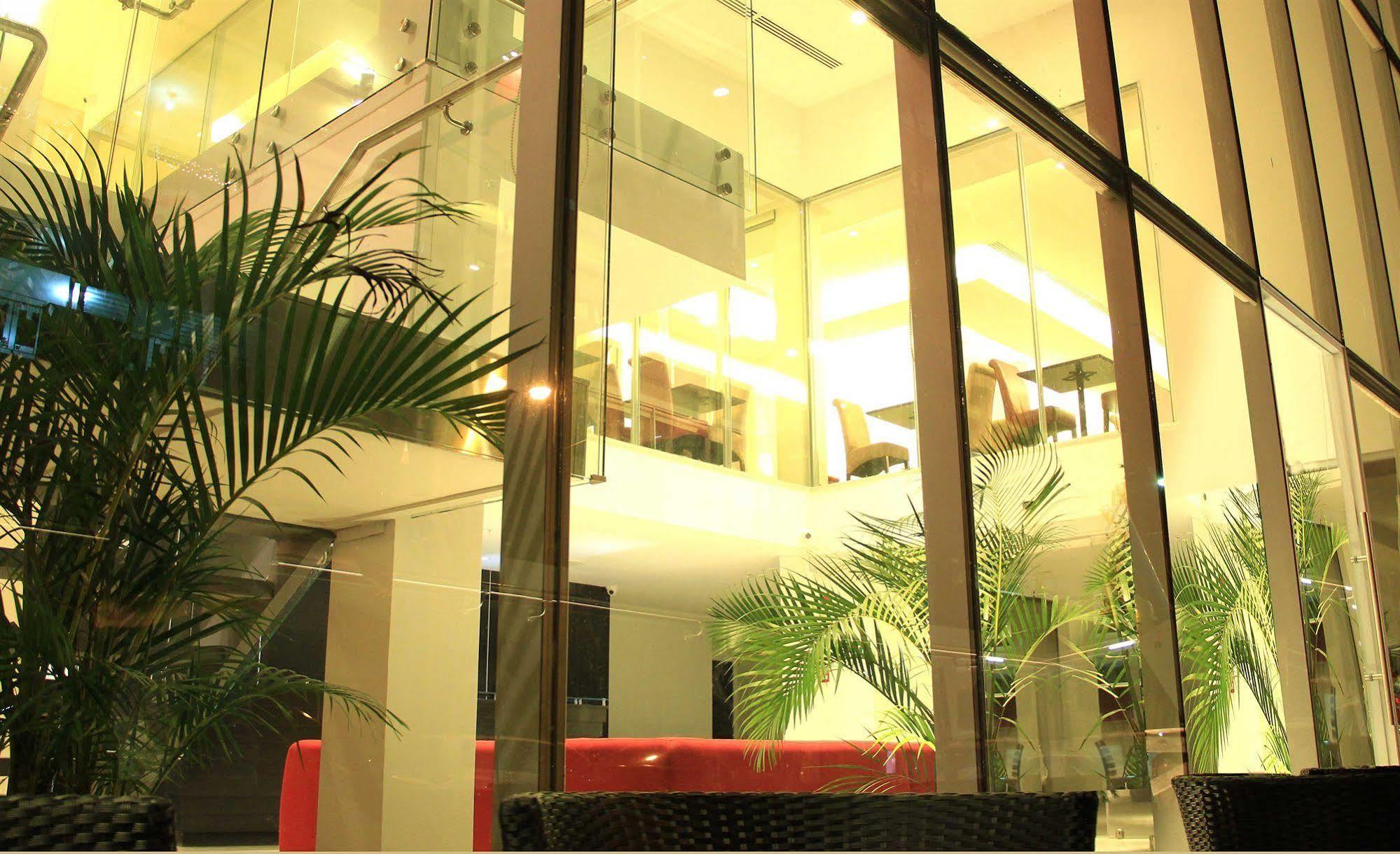 Az Hotel And Suites Panamá Exteriér fotografie